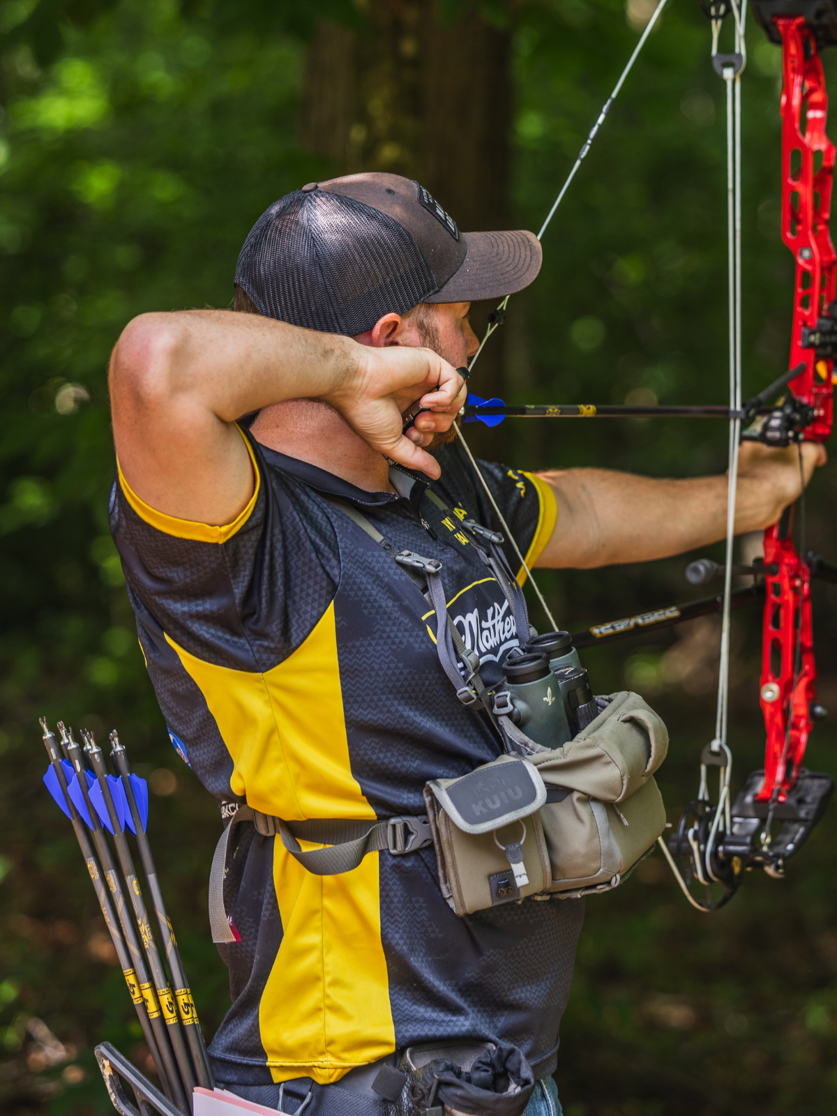 Kyle Douglas Shooting Gold Tip Triple X Arrows at an ASA Tournament