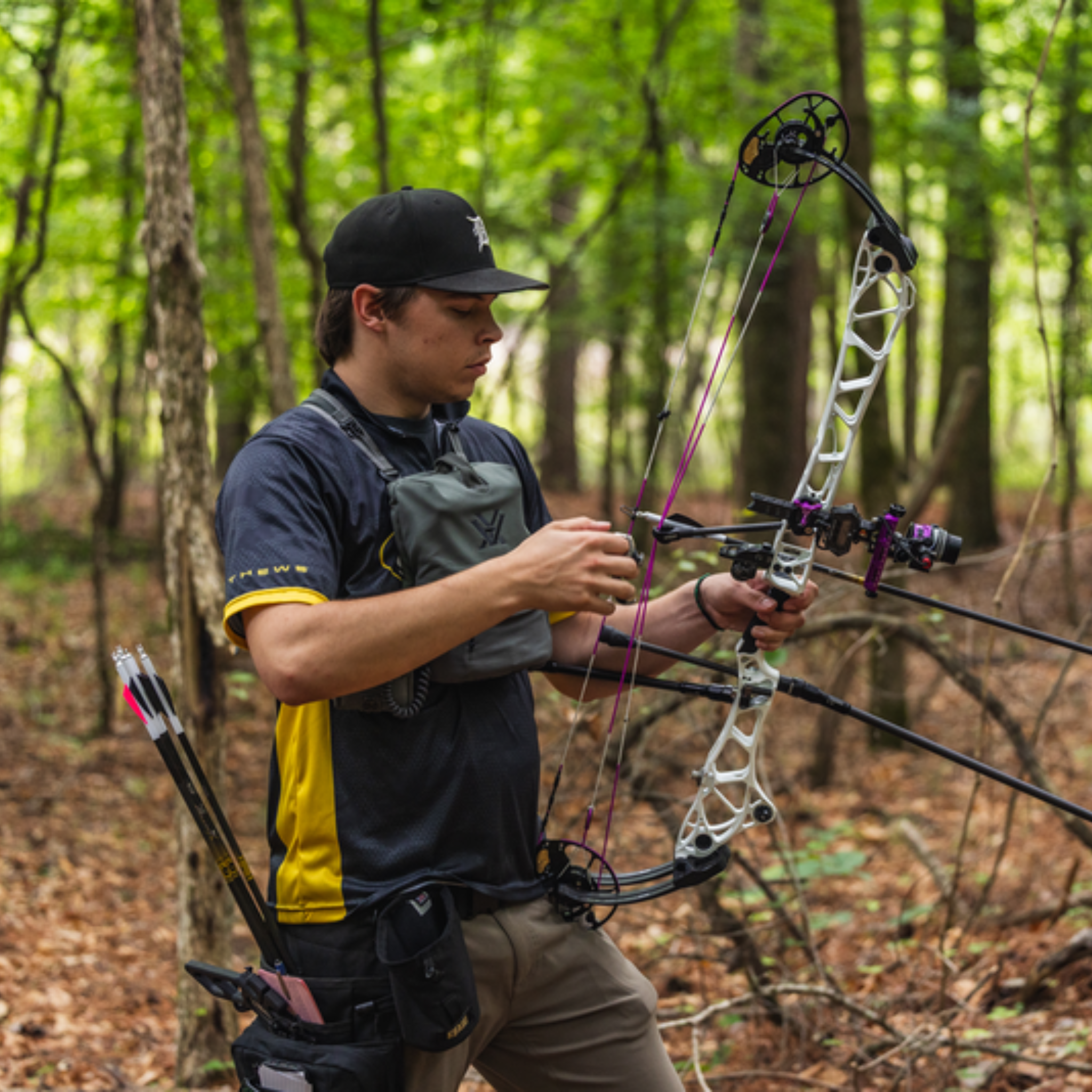 Levi Reitsma Nocking a Gold Tip X Cutter Pro Arrow